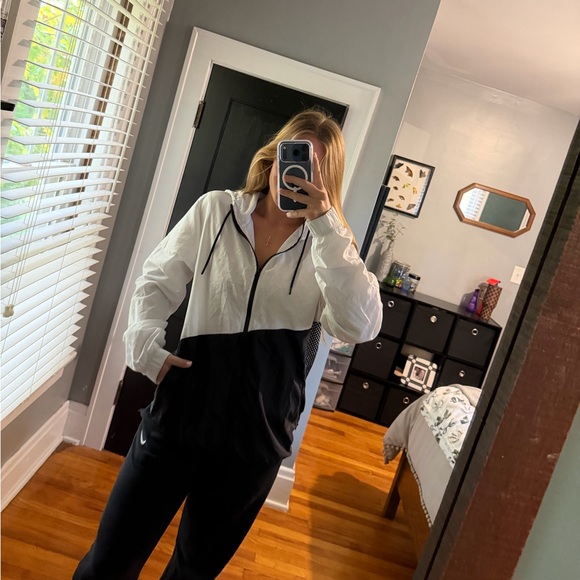 Russell windbreaker jacket - Picture 6 of 6